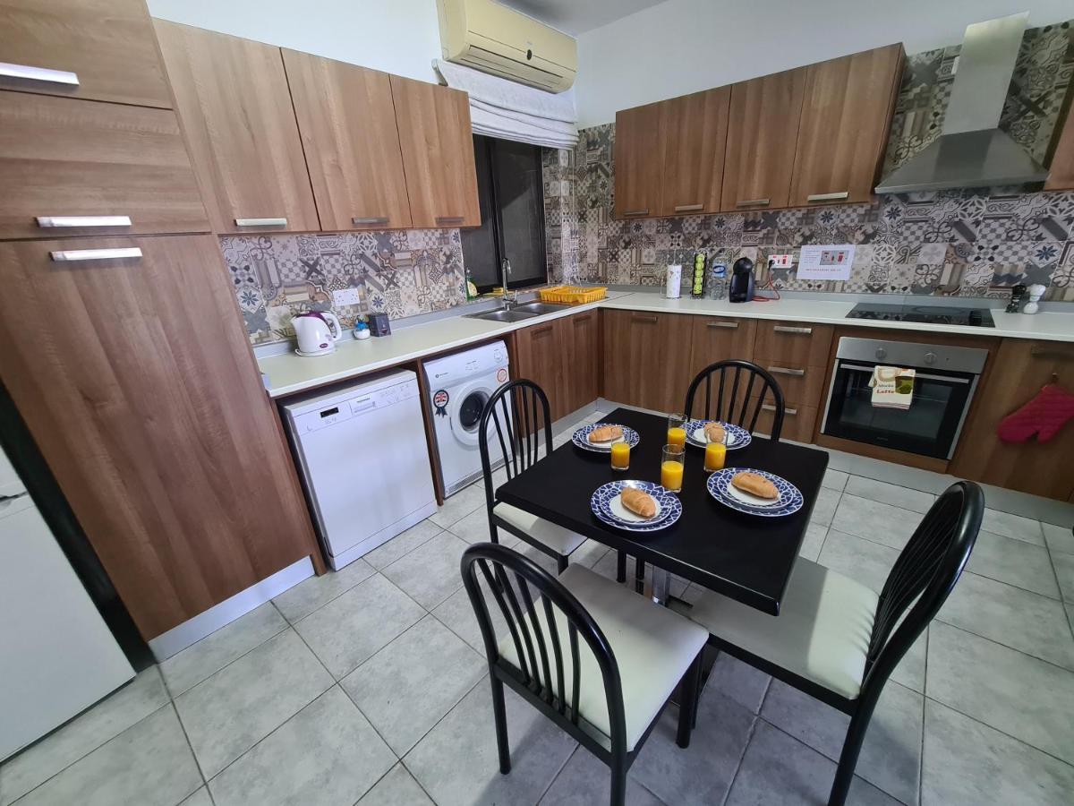 Spacious Seafront Apt Next To Sliema-Valeta Ferry Ngoại thất bức ảnh