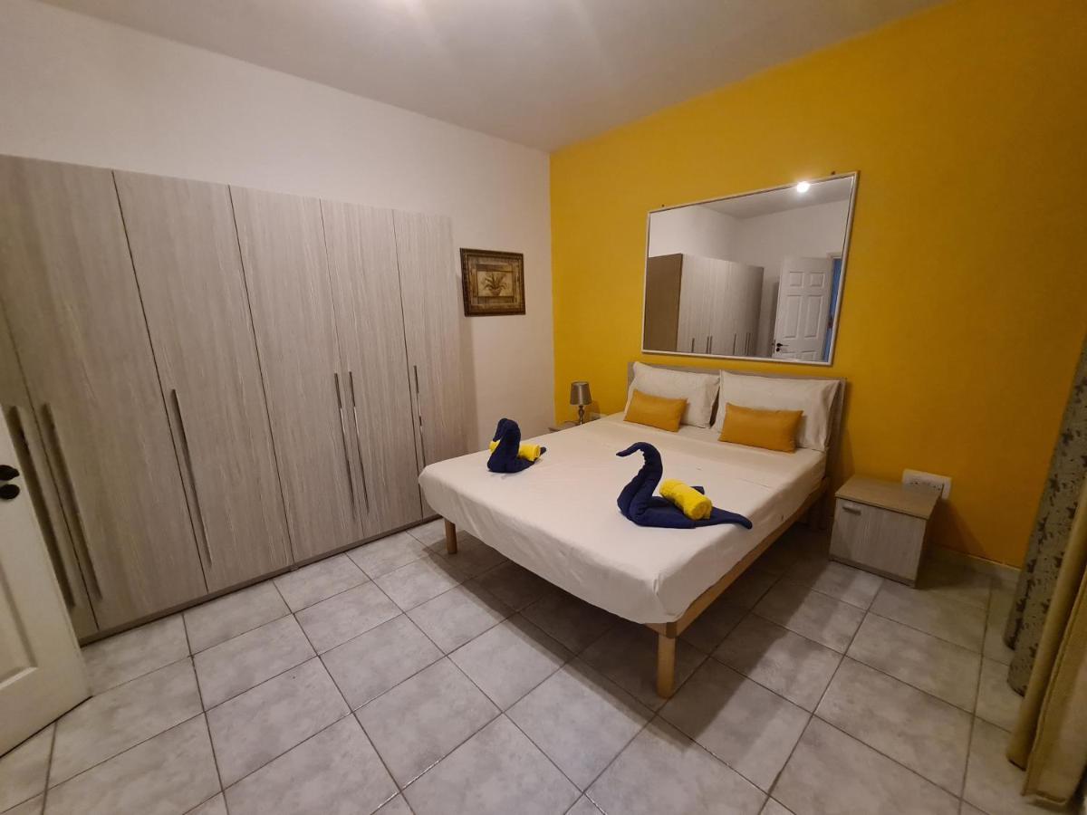 Spacious Seafront Apt Next To Sliema-Valeta Ferry Ngoại thất bức ảnh